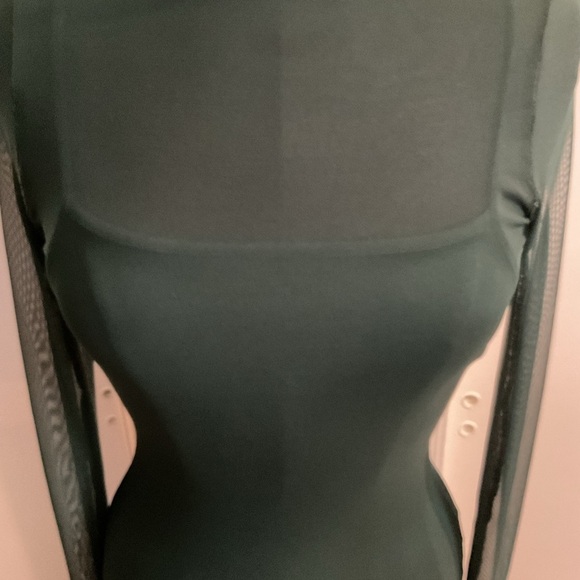 🌸 Mock Neck Mesh Midi Dress Hunter Green - Picture 4 of 6